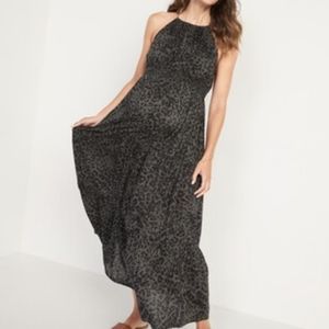 Maternity maxi dress